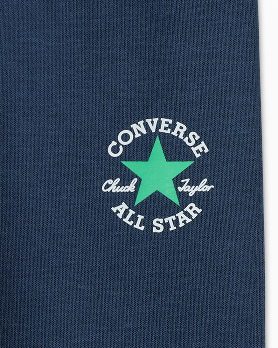Converse Chuck Taylor Patch Tee and Jogger Set*Niños Partes De Arriba Y Camisetas